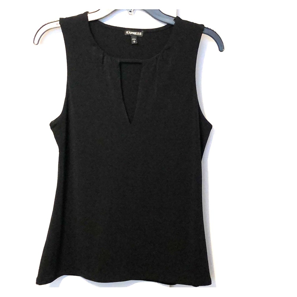 Women’s Express M Top